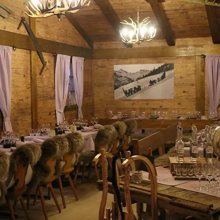 Al Ponte فندق فانجن ان دير اري